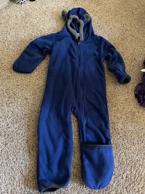 Cuddle Club 4t fleece bodysuit